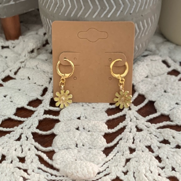 *3 for $20* Yellow and Gold Enamel Flower Huggie Hoop Earrings - Picture 2 of 4